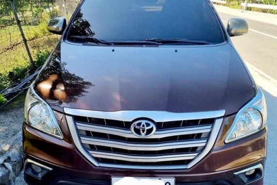 Red Toyota Innova 2015 for sale in Makati