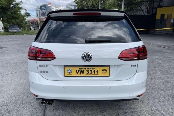 White Volkswagen Golf 2017 for sale in Pasig 