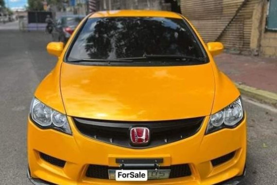 Sell Yellow 2006 Honda Civic in Marikina