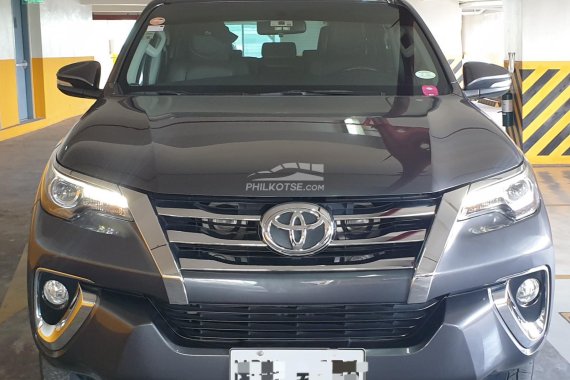 2017 Toyota Fortuner  2.4 V Diesel 4x2 AT for sale in good condition. 1st owner.