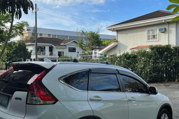 Sell White 2012 Honda CR-V  2.0 S CVT in used