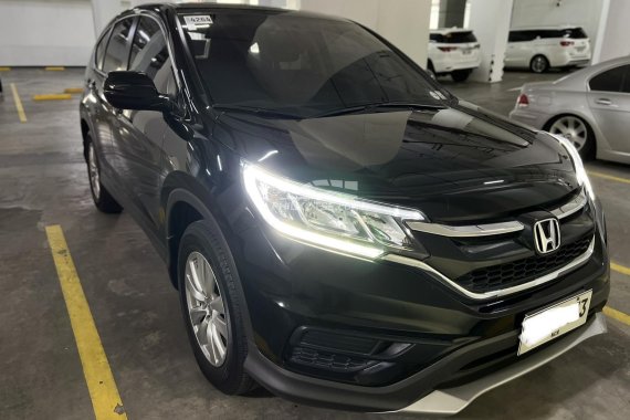 Selling Black 2016 Honda CR-V A/T (1st owner)