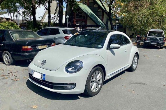 White Volkswagen Beetle 2015 for sale in Pasay