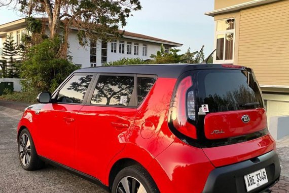 Red Kia Soul 2015 for sale in Automatic