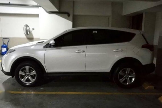 White Toyota Rav4 2016 for sale in Automatic