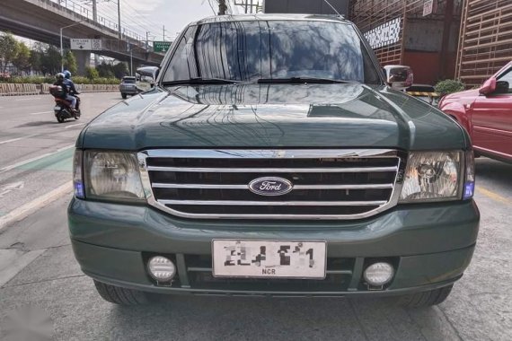 Sell Green 2006 Ford Everest in Quezon City