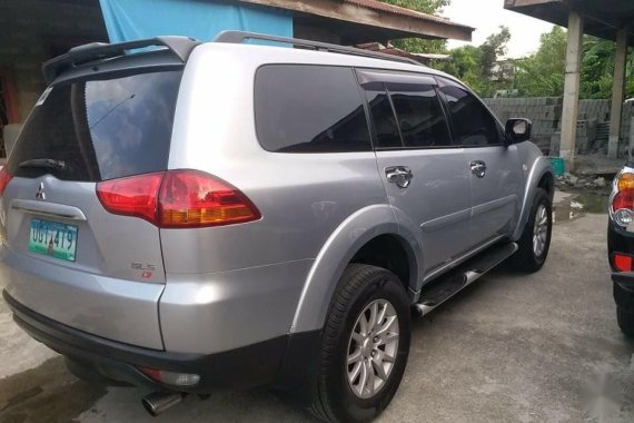 Silver Mitsubishi Montero 2012 for sale in Urdaneta