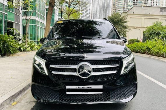 Selling Black Mercedes-Benz V-Class 2021 in Las Piñas