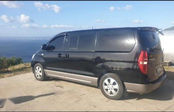 Selling Black Hyundai Starex 2012 in Cainta