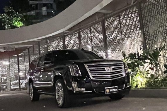 Selling Black Cadillac Escalade 2020 in Marikina