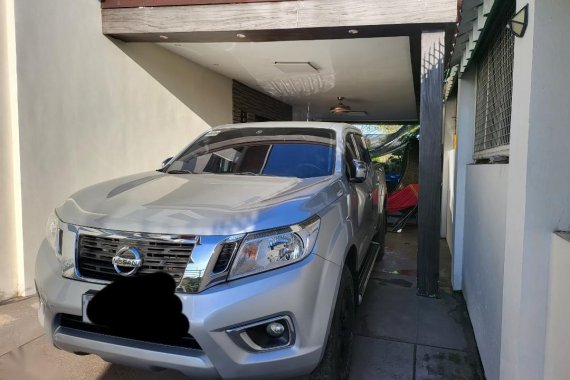 Silver Nissan Navara 2016 for sale in Automatic