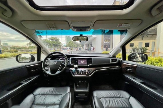 Sell Silver 2016 Honda Odyssey in Makati