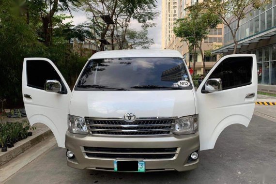 White Toyota Hiace Super Grandia 2014 for sale in Taguig