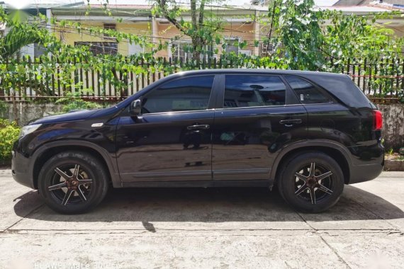 Black Kia Sorento 2013 for sale in Cebu 