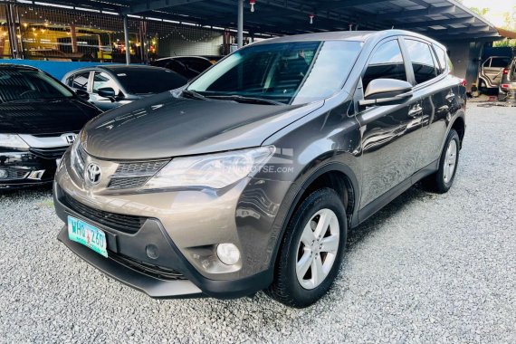 2013 TOYOTA RAV4 DUAL VVTI GAS AUTOMATIC FRESH UNIT ONLY 52,000 KMS! FINANCING OK. 