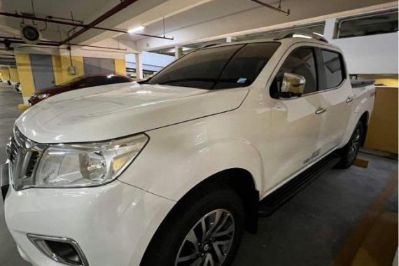 Pearl White Nissan Navara 2019 for sale in Mandaluyong