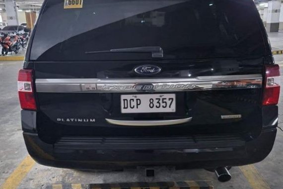 Selling Black Ford Expedition 2016 in Manila