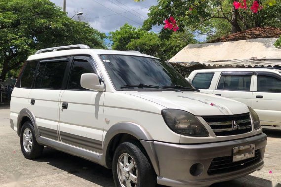 Selling White Mitsubishi Adventure 2014 in Taytay