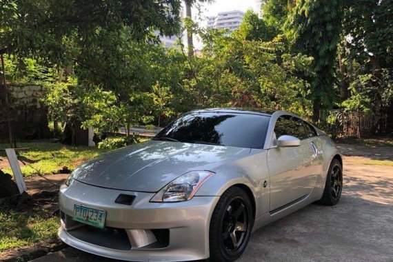 Selling Silver Nissan 350Z 2004 in Las Piñas