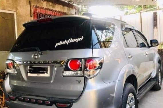 Selling Silver Toyota Fortuner 2015 in Quezon 