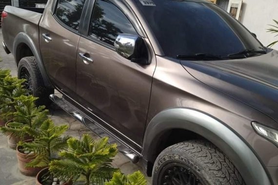 Selling Silver Mitsubishi Strada 2016 in Cebu 