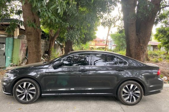 Selling Silver Volkswagen Lamando 2020 in Manila