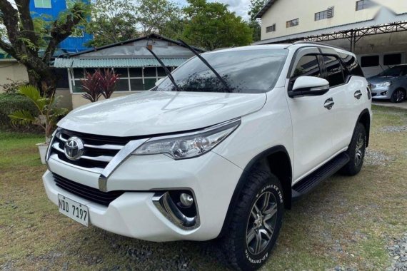 White Toyota Fortuner 2017 for sale in Manila