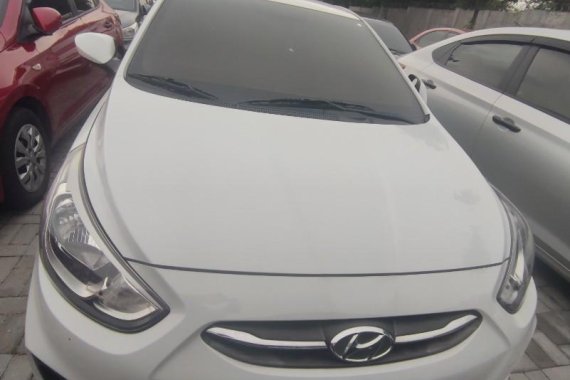 White Hyundai Accent 2019 for sale in Mogpog