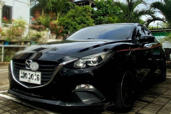 Selling Black Mazda 3 2015 in Marikina