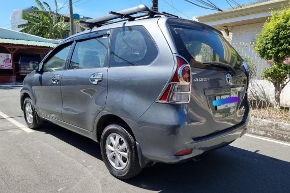 Silver Toyota Avanza 2014 for sale in Las Pinas