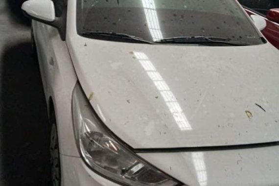 White Hyundai Accent 2020 for sale in Quezon 