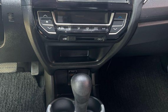 Selling White Honda BR-V 2018 in Davao