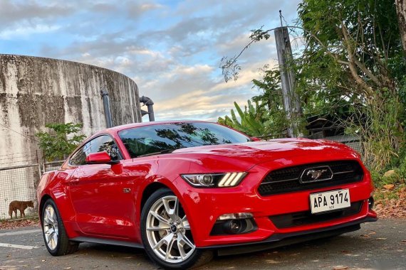 Selling Red Ford Mustang 2015 in Angeles