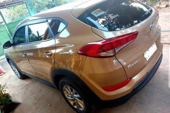 Selling Beige Hyundai Tucson 2016in Dasmariñas