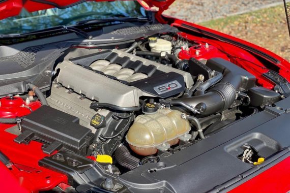 Selling Red Ford Mustang 2015 in Angeles