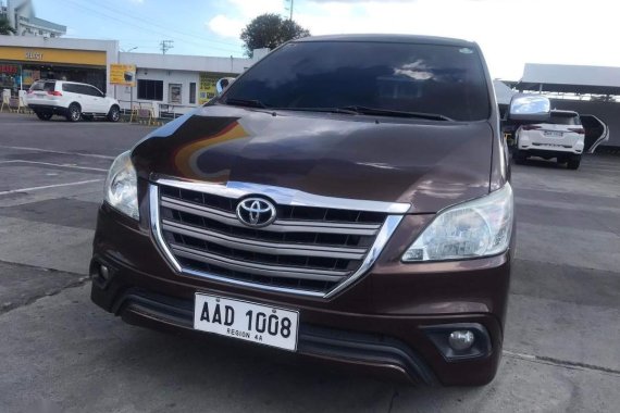 Selling Red Toyota Innova 2014 in Batangas