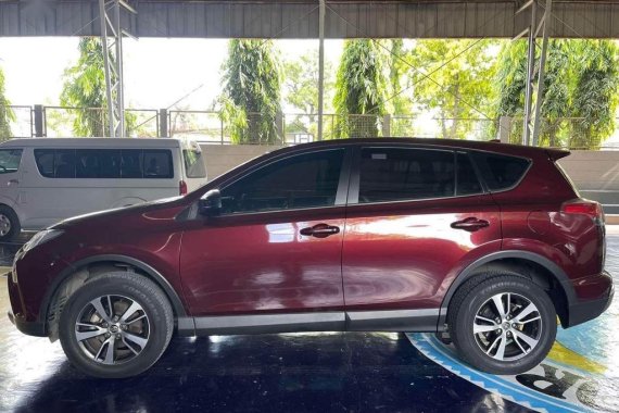 Red Toyota Rav4 2017 for sale in Automatic