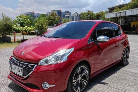 Selling Red Peugeot 208 2014 in Pasig