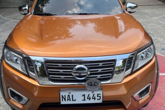 Orange Nissan Navara 2017 for sale in Quezon 