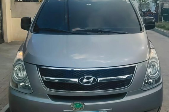 Silver Hyundai Grand Starex 2013 for sale in Valenzuela