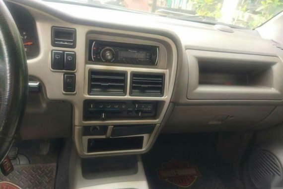 Silver Isuzu Sportivo 2007 for sale in Pateros 