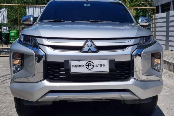 Selling Silver Mitsubishi Strada 2019 in Manila