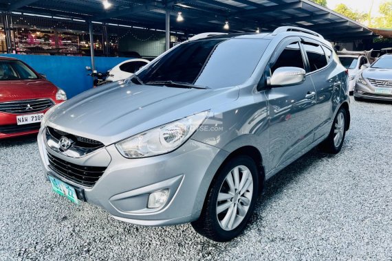 2011 HYUNDAI TUCSON A/T LMX20 E-VGT CRDI TURBO DIESEL! SUNROOF! PUSH START! 4X4 AWD! FINANCING OK.