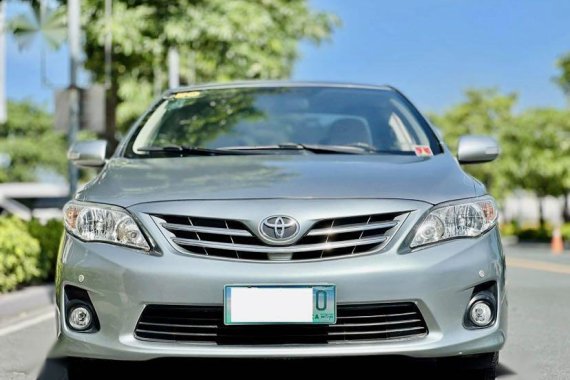 Selling Silver Toyota Corolla Altis 2011 in Makati