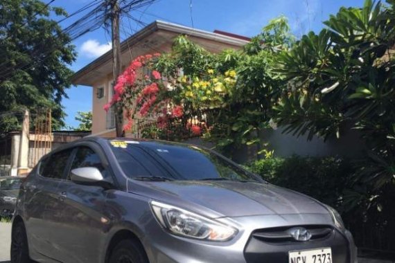 Silver Hyundai Accent 2016 for sale in Dasmarinas