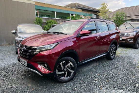 Red Toyota Rush 2019 for sale in Quezon 