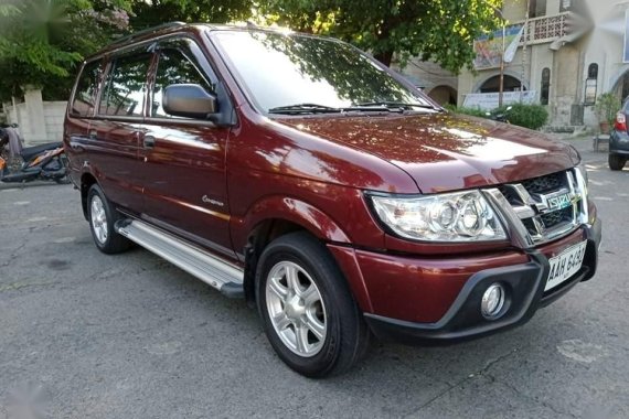 Selling Red Isuzu Crosswind 2014 in Imus