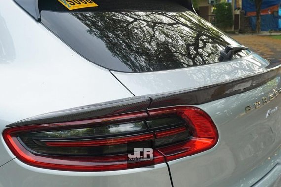 Selling Silver Porsche Macan 2015 in Parañaque