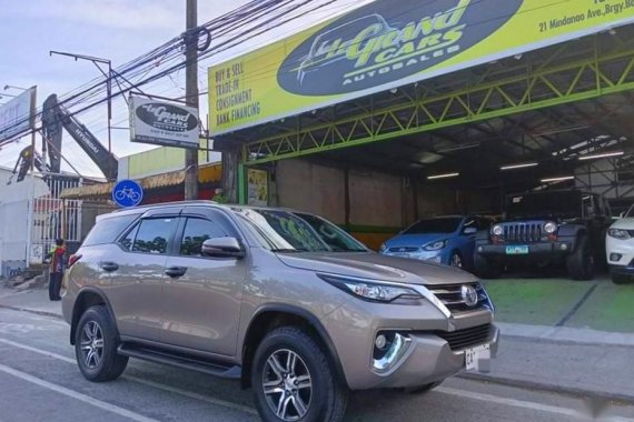Silver Toyota Fortuner 2018 for sale in Quezon 