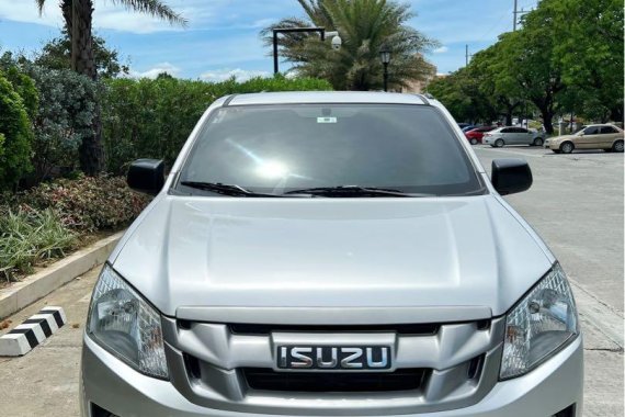 Selling Silver Isuzu D-Max 2016 in Las Piñas
